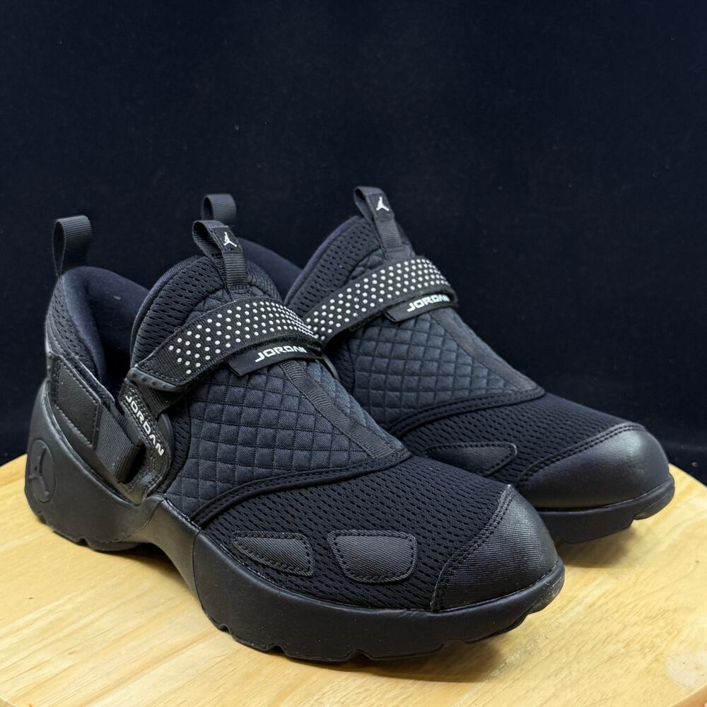 Nike Air Jordan Trunner LX Triple Black HQ2164 001 Size 8.5 Women's Trainer